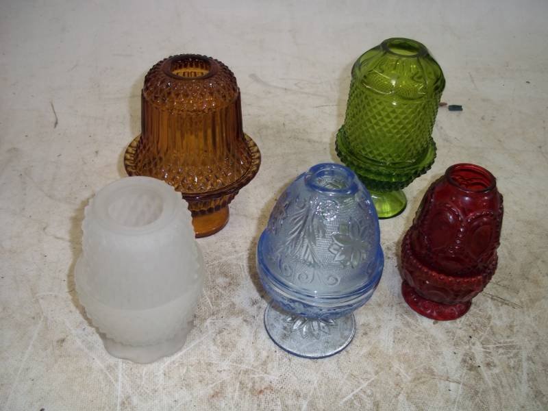 lot 126 image: Vintage Fairy Lamps