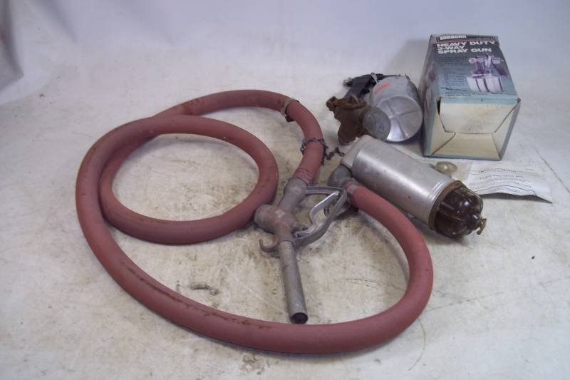 lot 161 image: Gas Nozzle with Filter housing and 3way spray Gun