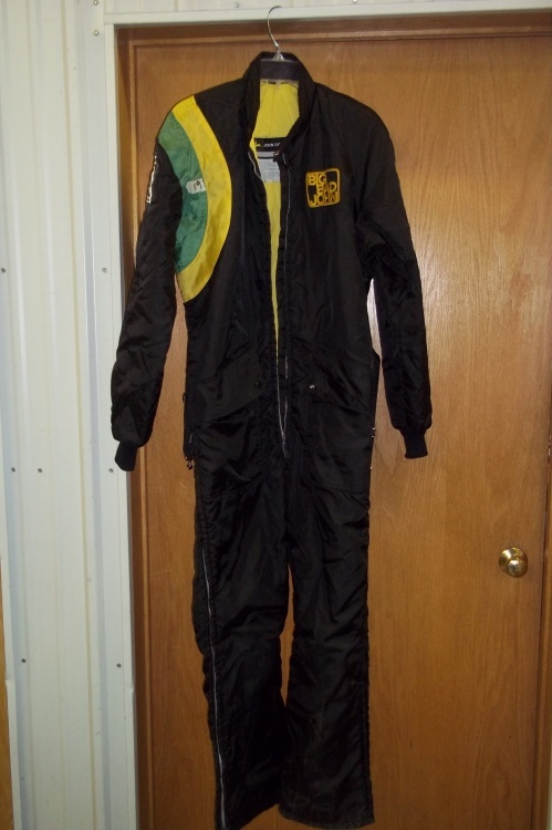 lot 177 image: John Deere Snowmobile Suit Size M