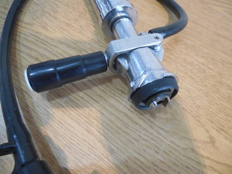 lot 85 image: KEG BEER TAP