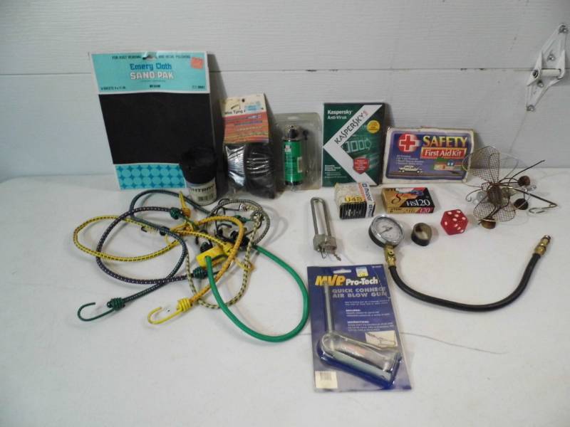 lot 1 image: Tools - Garage Items