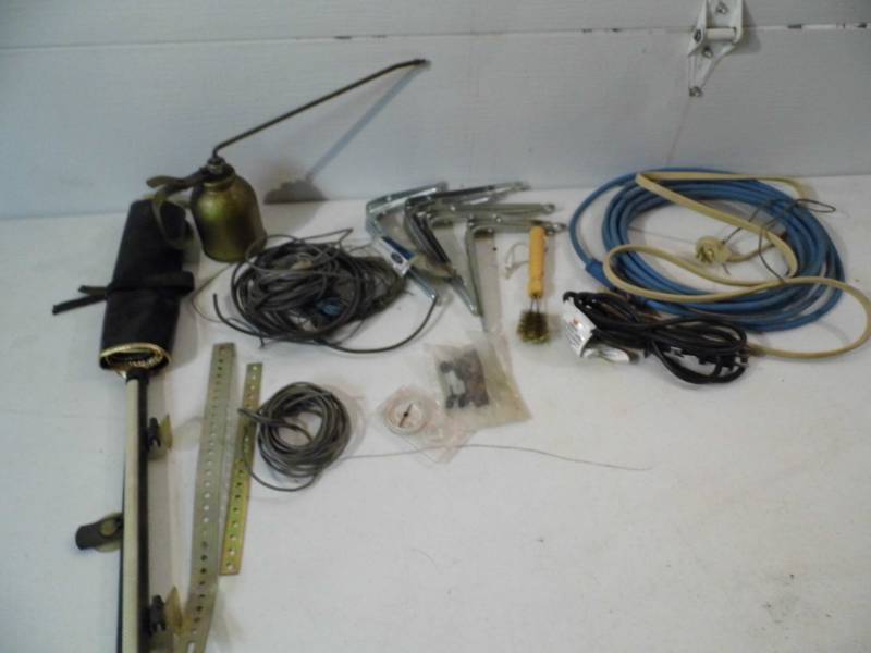 lot 3 image: Tools - Garage Items