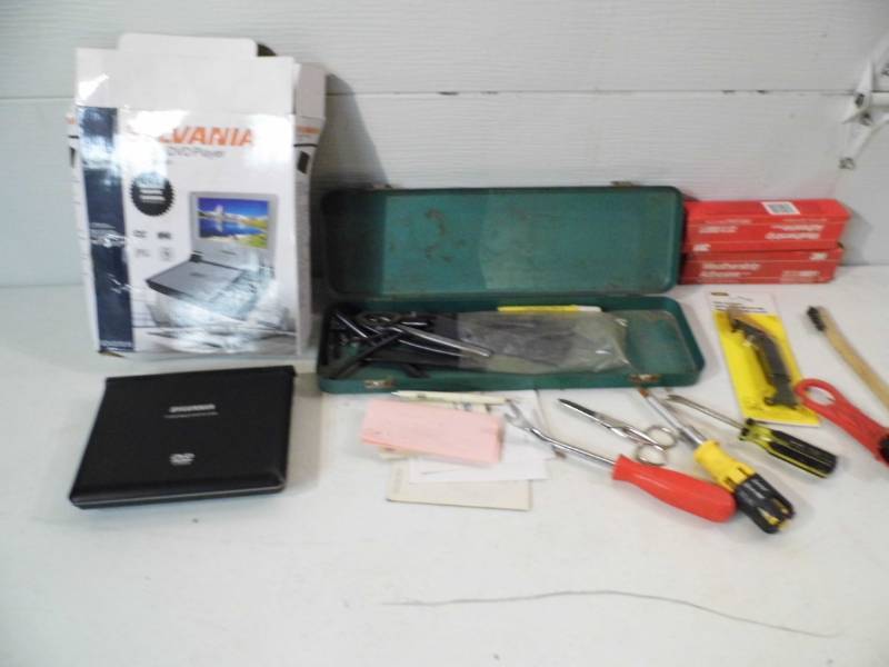 lot 4 image: Tools - DVD Player