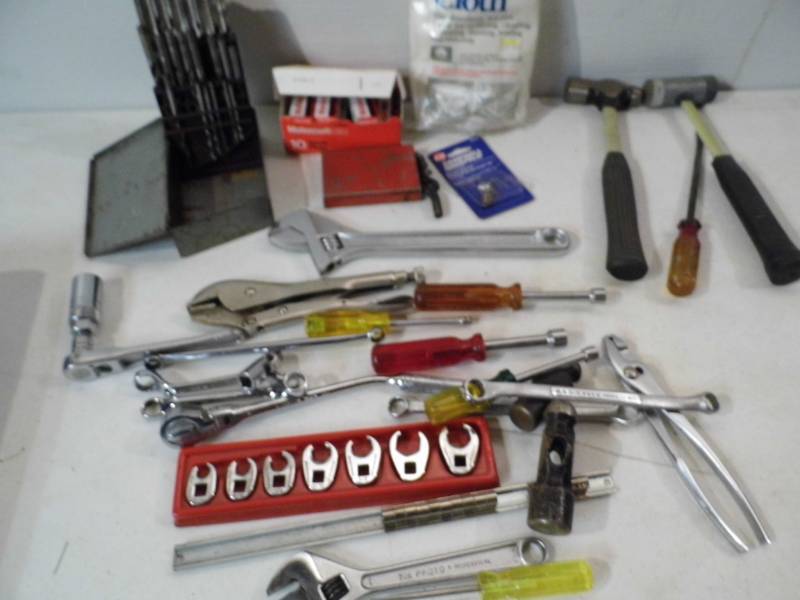 lot 25 image: Tools - Hardware