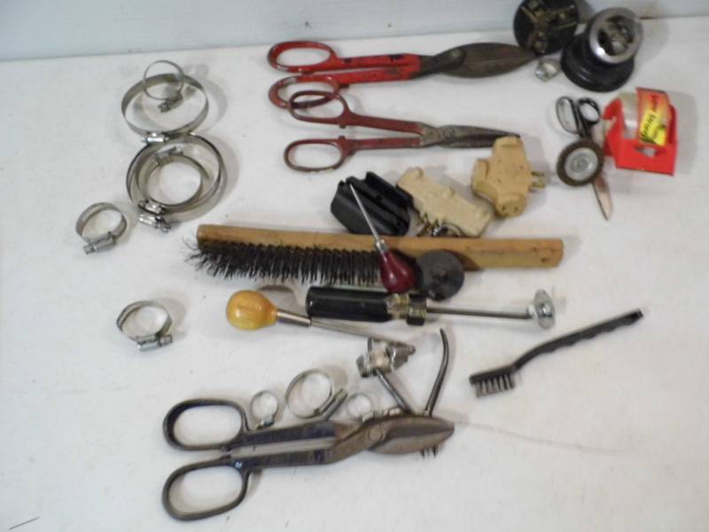 lot 27 image: Tools - Hardware