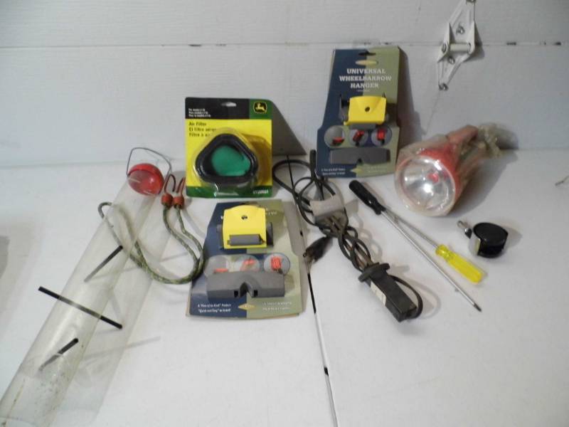 lot 50 image: Tools - Garage Items