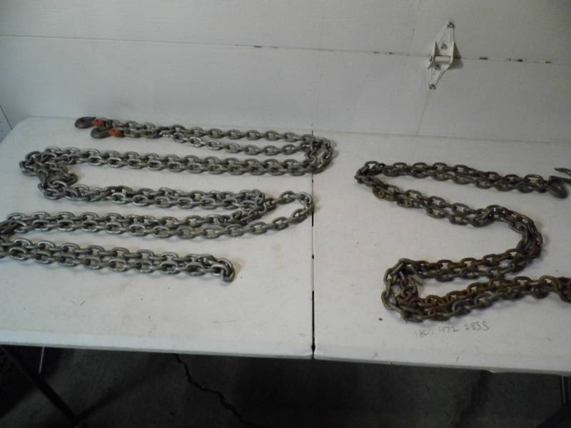 lot 70 image: Chains