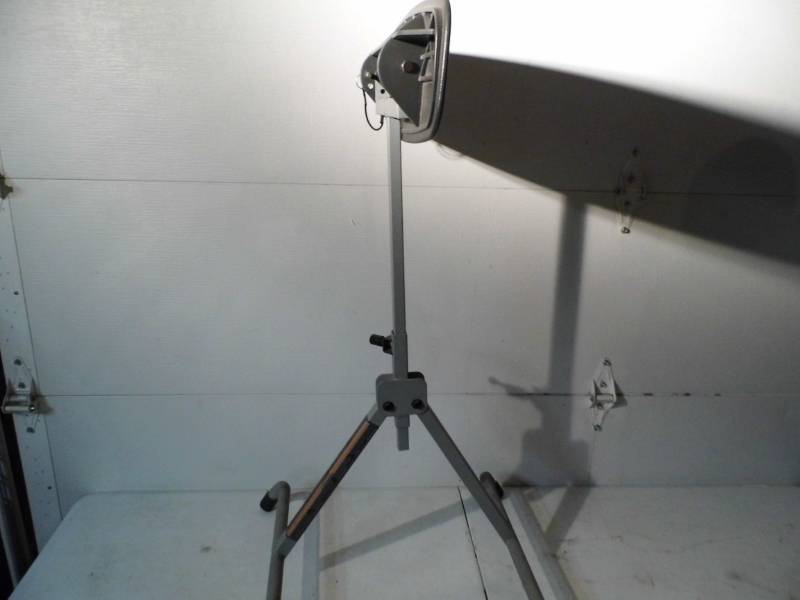 lot 75 image: Rigid Flip Top