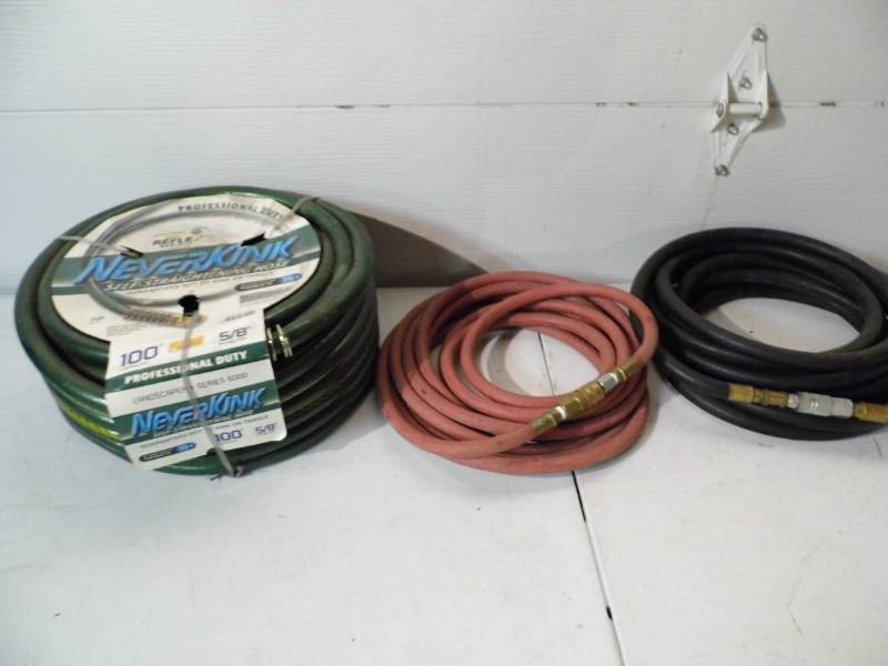 lot 80 image: Hoses