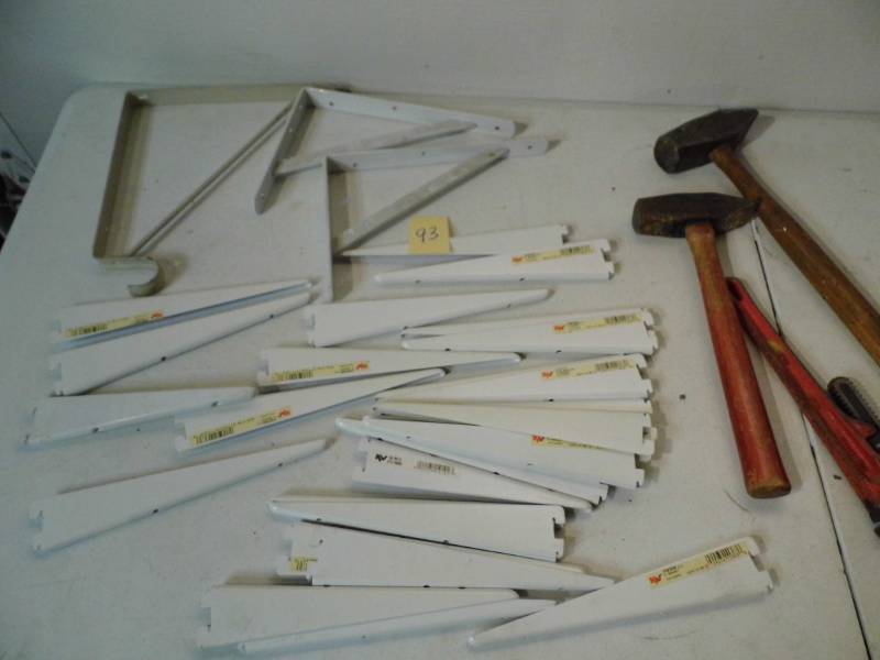 lot 93 image: Brackets - Mauls