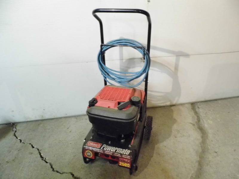 lot 111 image: Coleman Powermate Generator