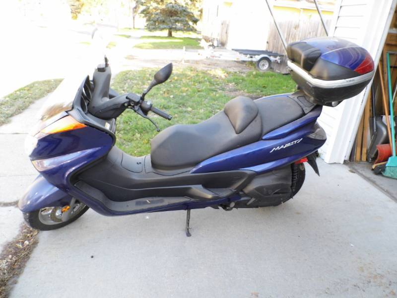 lot 124 image: Yamaha Majesty Scooter