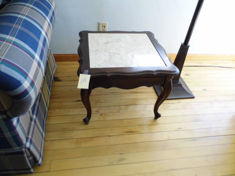 lot 128 image: End Table