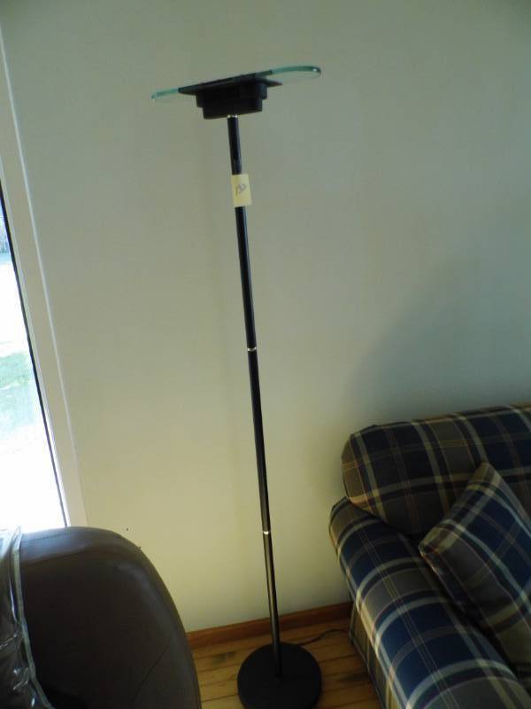lot 132 image: Floor Lamp