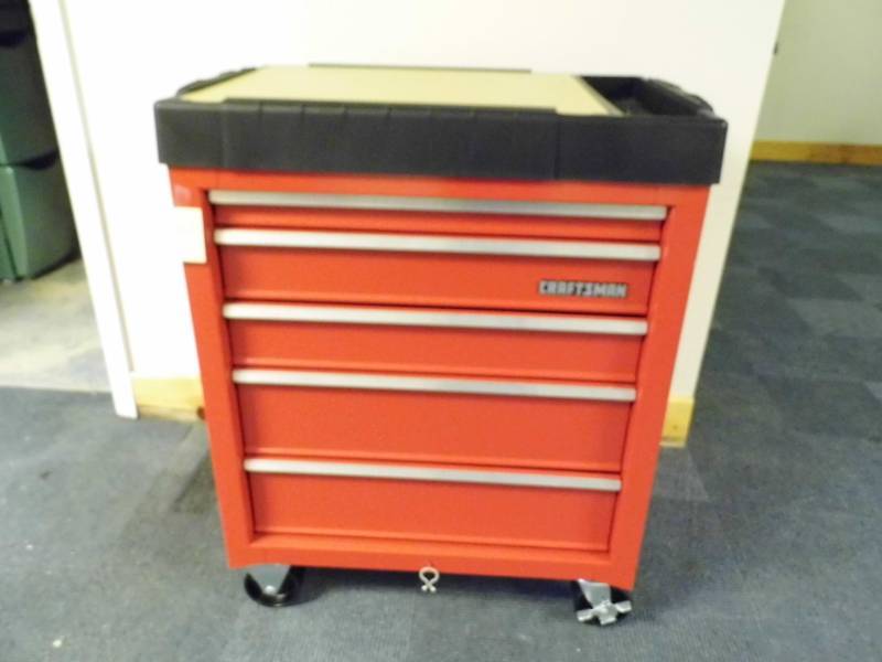 lot 152 image: Craftsman Toolbox w Tools