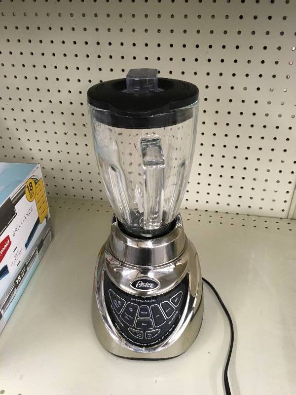 Oster Pro 500 Blender, Retail $39.99