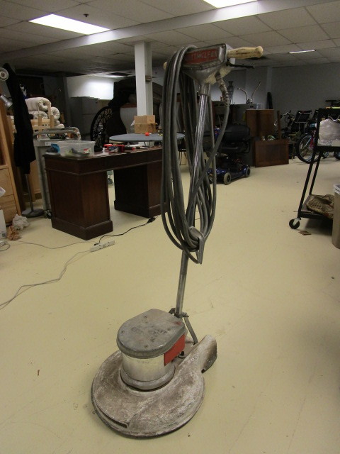 20 MULTI CLEAN FLOOR SCRUBBER