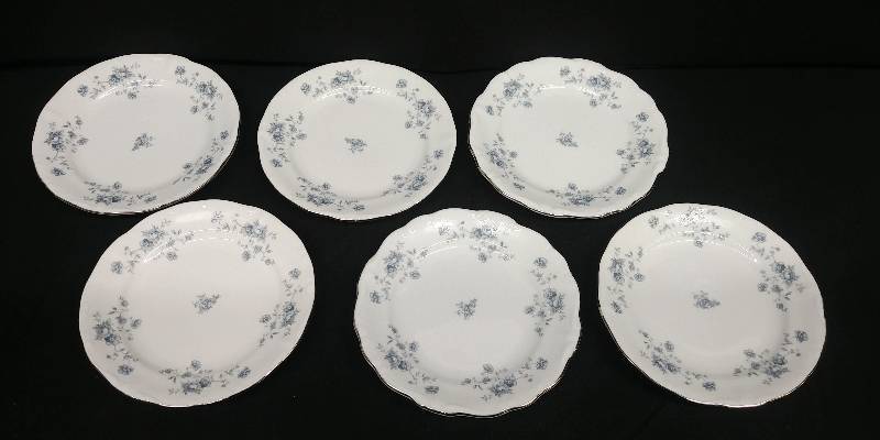 lot 11 image: Johann Haviland, Bavaria, China set of 6 plates