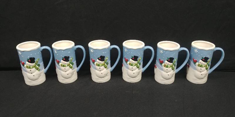 lot 23 image: X-mas Pocelin Ceramic Holiday Mug Set (6 pcs)