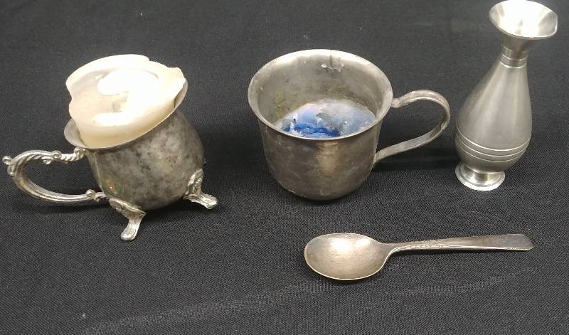 lot 34 image: Assorted Silver Knacks