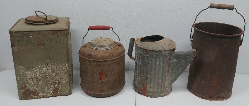 lot 38 image: 4pc Antique Chic containers