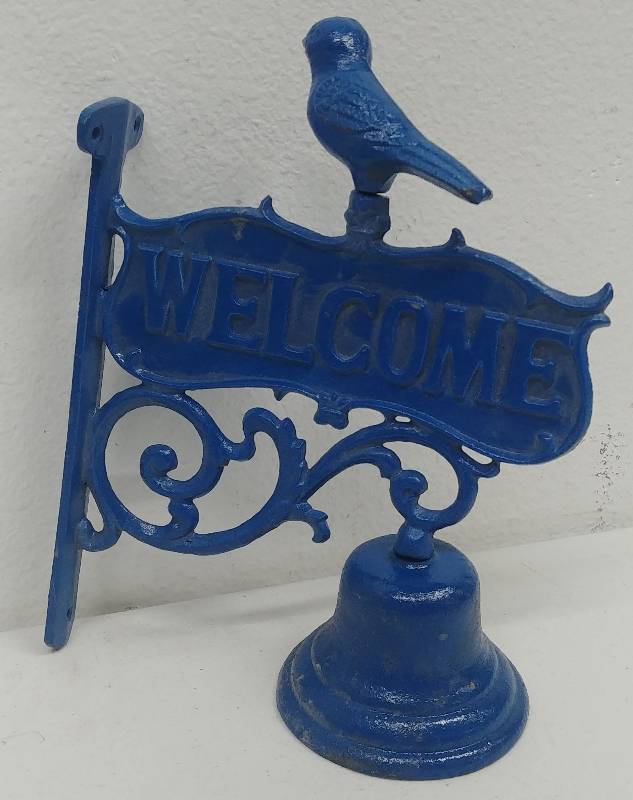 lot 50 image: Cast Iron Welcome wall mount signage with bell & bird