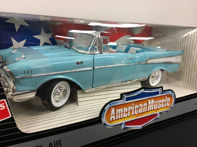 lot 23 image: 1957 Chevrolet Bel Air Convertible