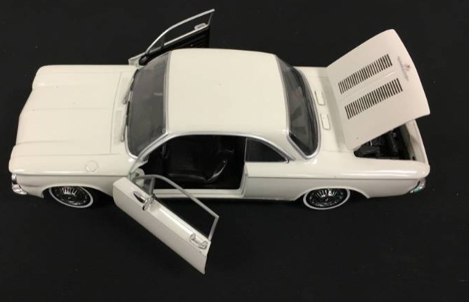 lot 24 image: 1963 Chevrolet Corvair Hard Top