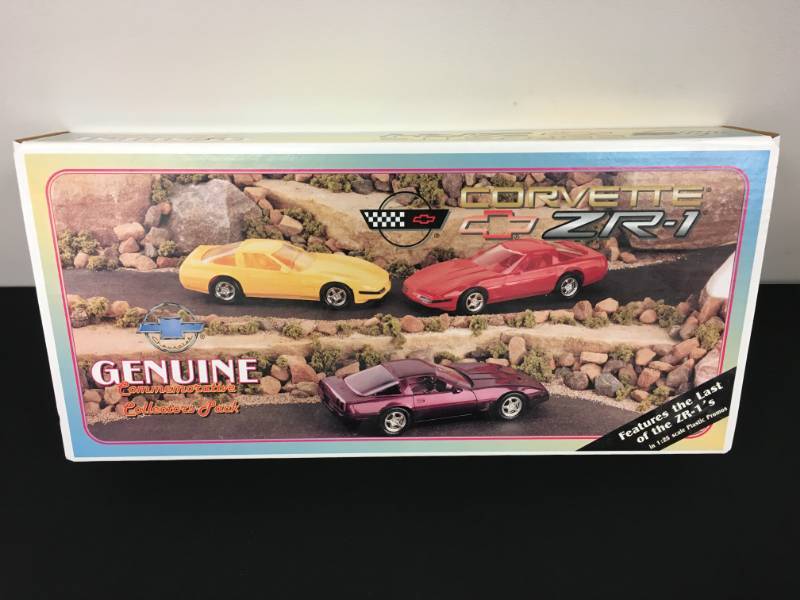 lot 40 image: Chevrolet ZR1 Collectors Pack