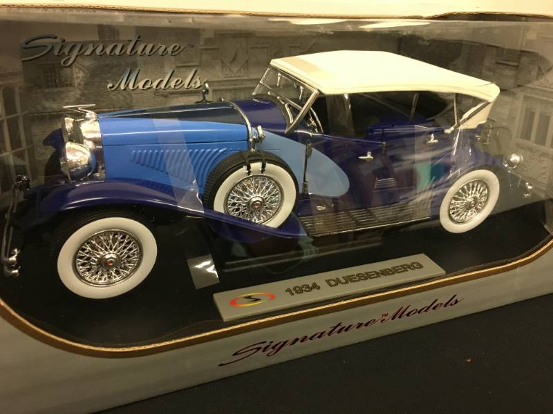 lot 83 image: 1934 Duesenberg