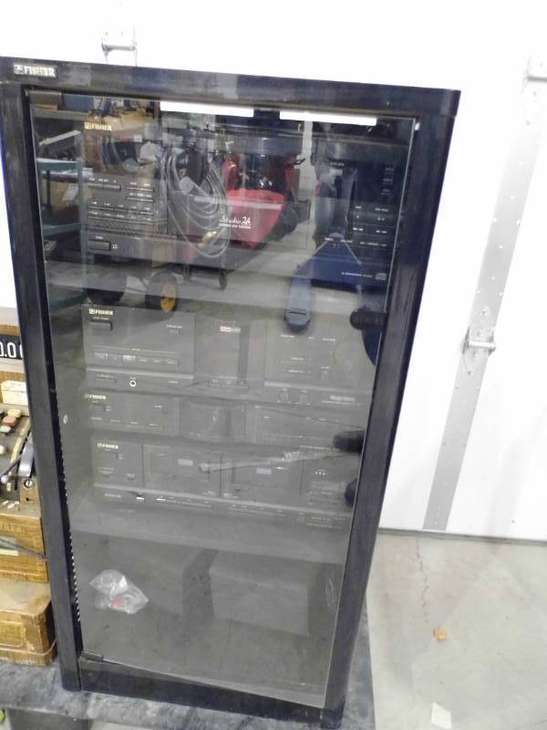 Fischer Stereo w Speakers & Cabinet