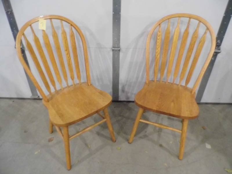 Lot of 2 Wood Chairs