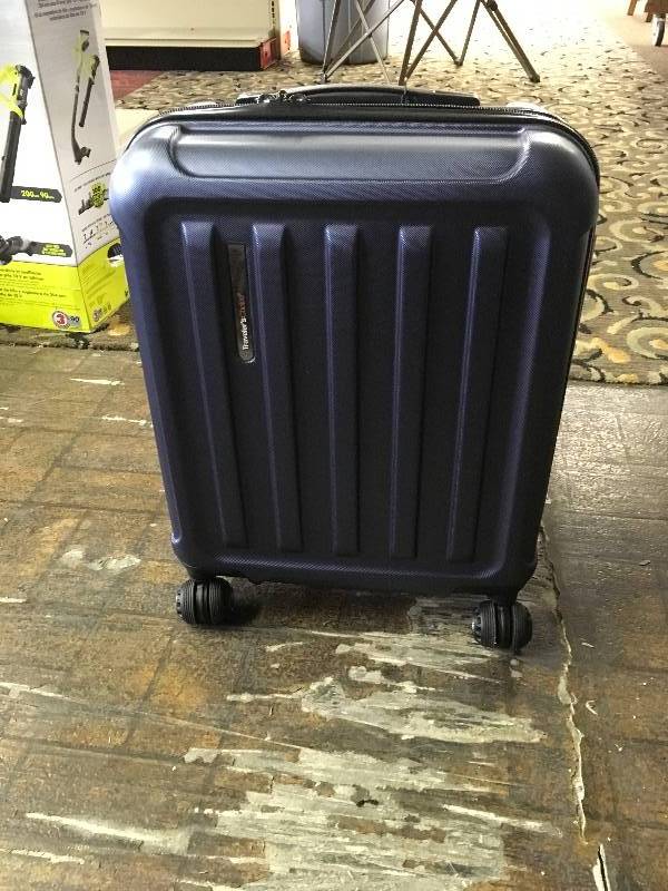 Travelers Choice Smart USB Port Luggage, Retail $59.99