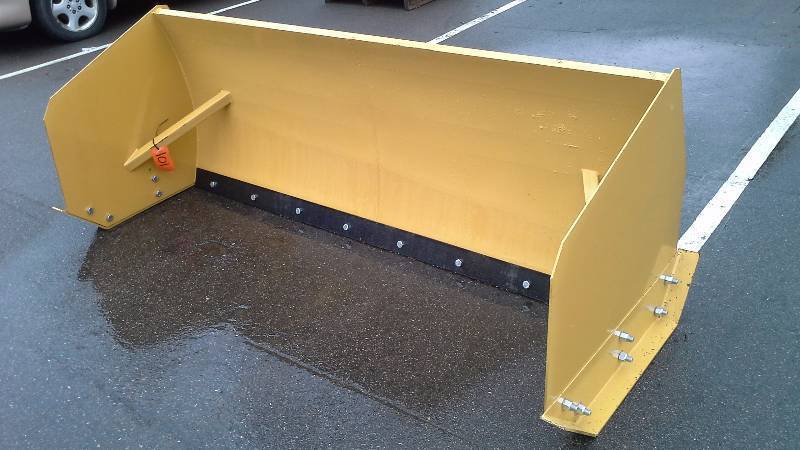 7 Snow Pusher with Quick Attach Mounting System