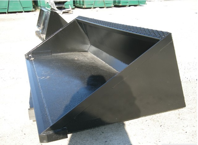 Brand New 6 Material Bucket with Quick Attach Mounting System
