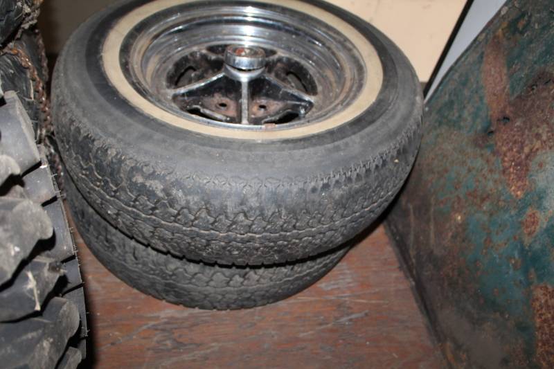 lot 19 image: Lot of (2) P21575R15 Whitewall Tires w Buick 15in. 5-Lug Wheels