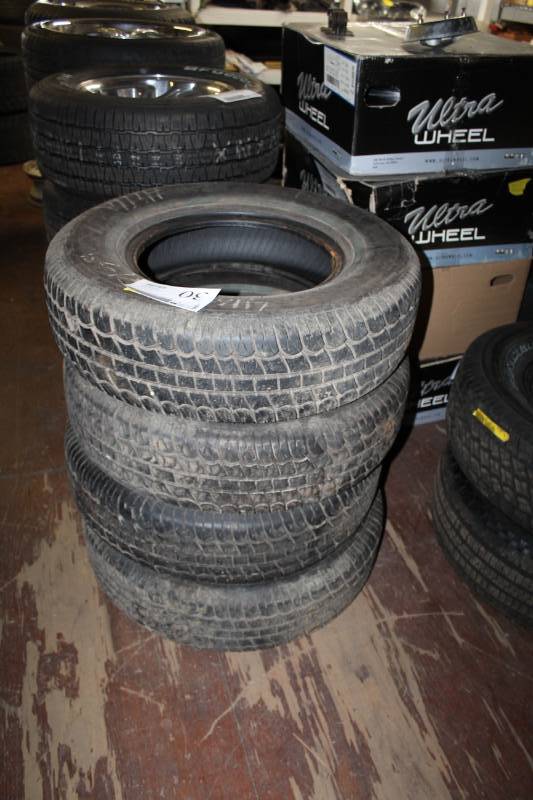 lot 30 image: Lot of (4) Imperial Radial P23575R15 Tires