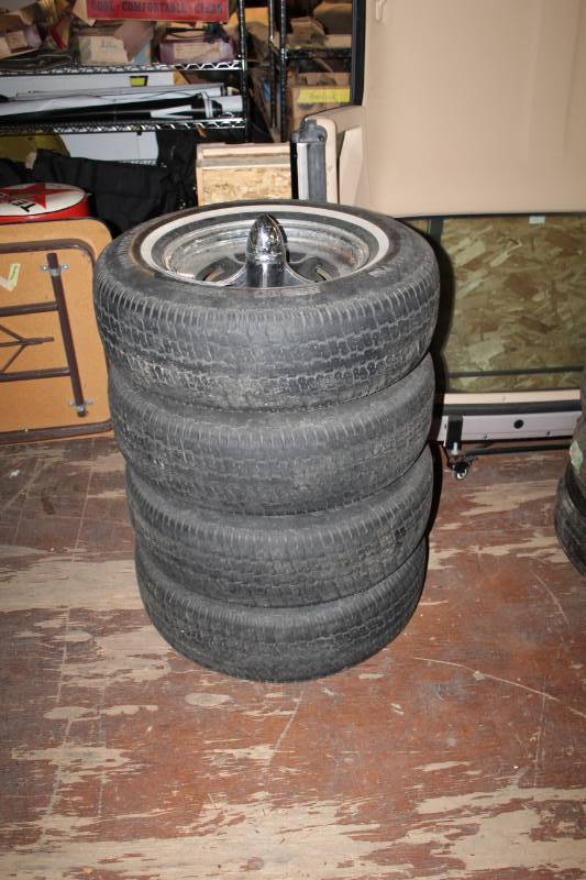 lot 29 image: Lot of (4) Kumho P22575R15 105S Whitewall Tires w 15in. 5-Lug Wheels