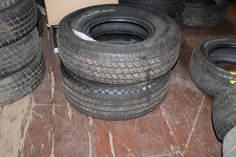 lot 31 image: Lot of (2) Goodyear Tracker P26575R15 White Letter Tires