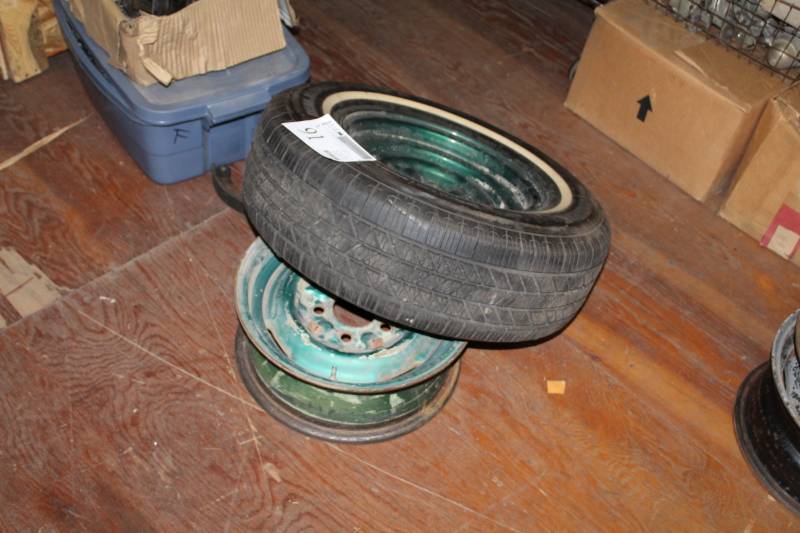 lot 91 image: Lot of (2) 14in. 5-Lug Steel Wheels w 1) Hankook Mileage Plus P22570R14 White Wall Tire