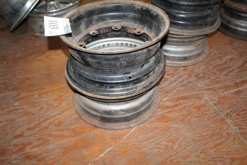 lot 103 image: Lot of (2) Pontiac 8-Lug Rims