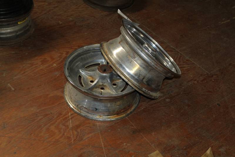 lot 104 image: Lot of (2) 14x5in. Wheels