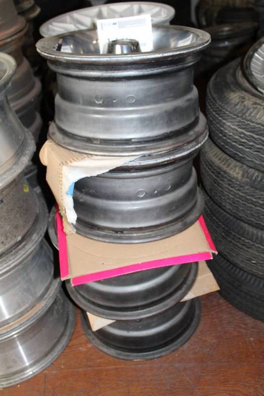 lot 110 image: Lot of (4) Oldsmobile 5-Lug Wheels