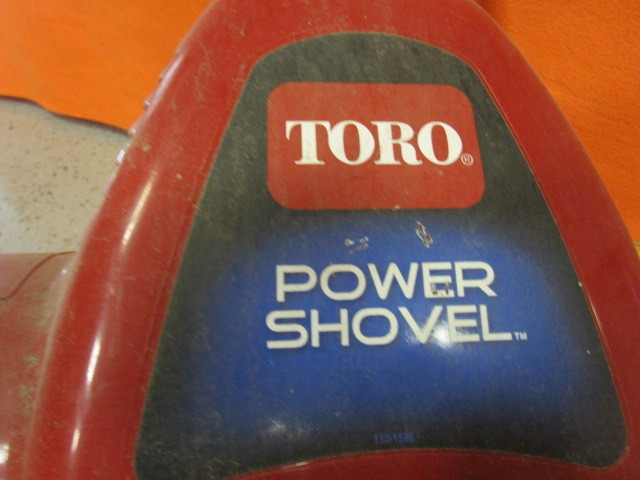 Toro Electric Power Shovel