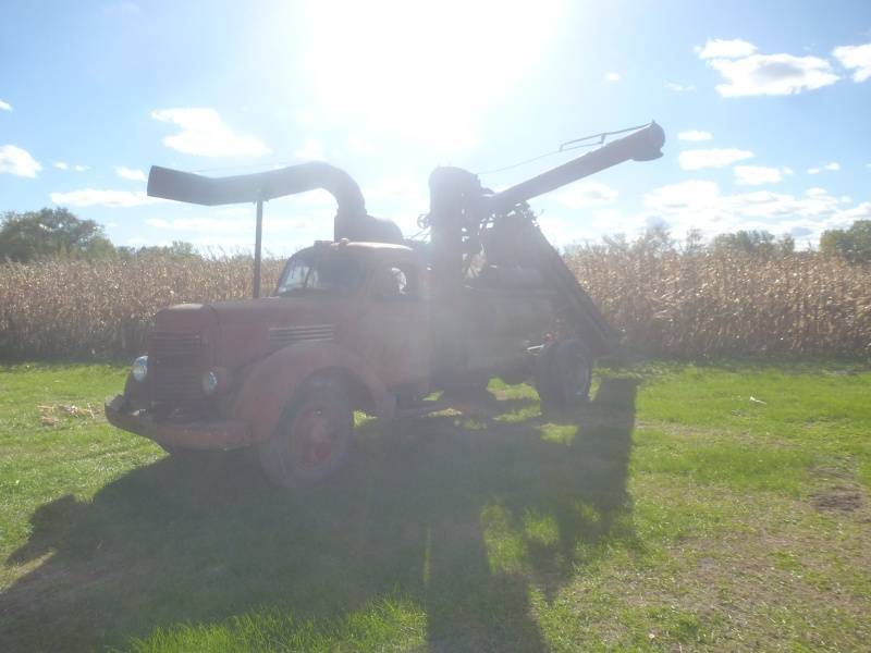 1948 International KB-7 & JD Corn Sheller
