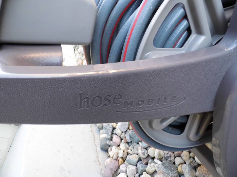 lot 15 image: Hose Mobile Hose Reel w Hose