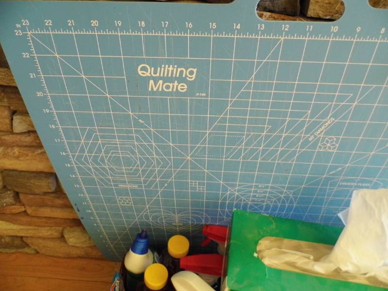 lot 25 image: Cleaning Products - Quilting Mate