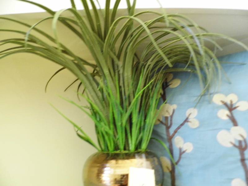 lot 49 image: Pillows - Artificial Plant