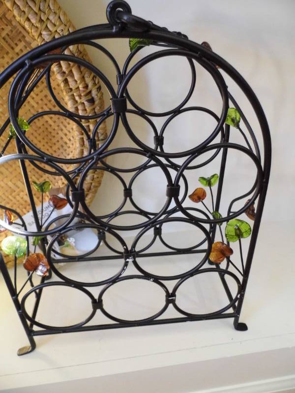 lot 58 image: Wine Rack - Metal Globe - Bamboo Tray