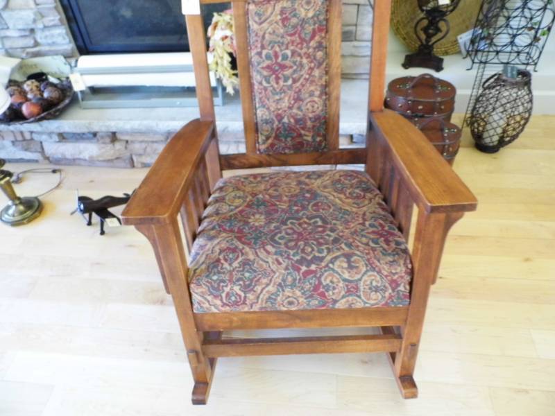 lot 67 image: Antique Rocking Chair
